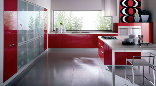 kırmızı dolaplı modern çok şık mutfak modeli