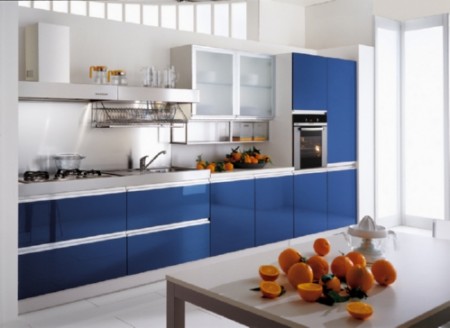 mavi renkli çok şık modern renkli mutfak tasarımı