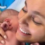 Aslı Enver: Hayatımın en özel günü! Elay bebeğin ilk fotoğrafı