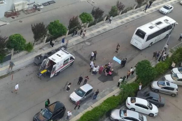 4 yaşındaki Zeynep’in feci sonu! Annenin feryadı caddeyi inletti